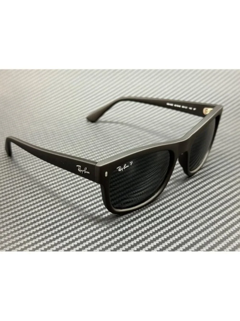 New Ray-Ban Men Matte Black Sunglasses 56-21-145